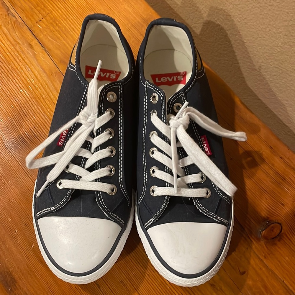 Levi Womens Sneakers
